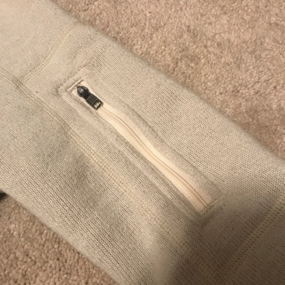 Off-White Patagonia Quarter ZIP - Picture 4 of 5